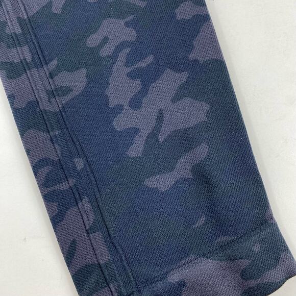 Spanx Look at Me Now Cropped Leggings Seamless Black Camo Womens Sz Large - Picture 6 of 10